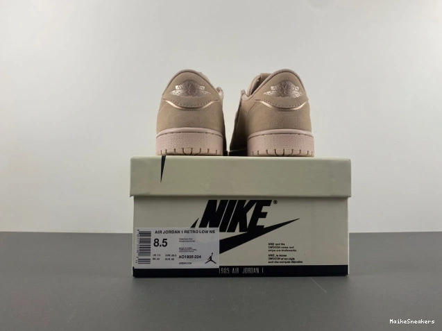 MaikeSneakers Retro Jordan Beige 1 AO1935-204 NS Low Particle 0725